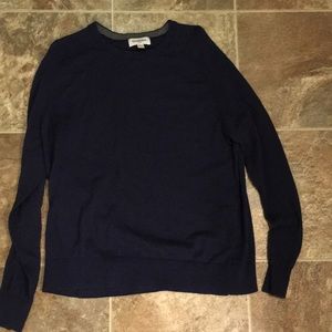 Men’s navy sweater